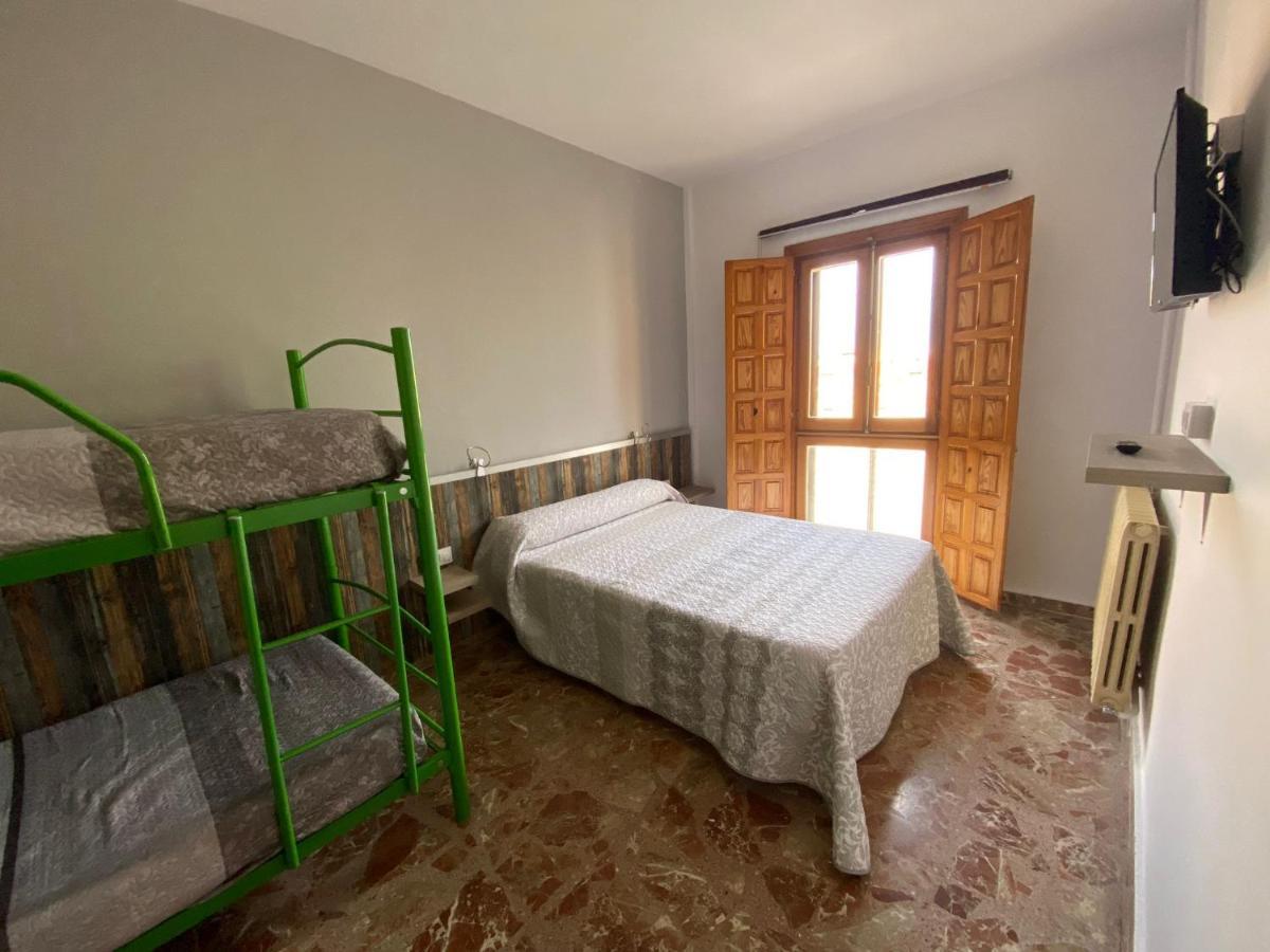 Hotel Atalaya Sarrion Bagian luar foto